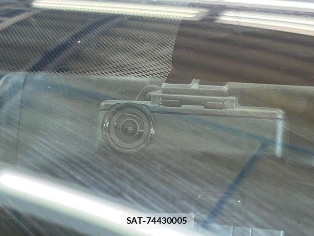 Nissan NOTE 2018-08 7223019-7