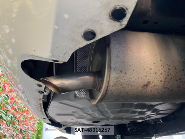 Nissan NOTE 2015-06 7222990-11