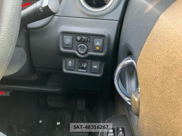 Nissan NOTE 2015-06 7222990-21