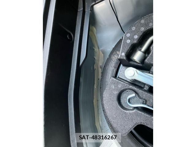 Nissan NOTE 2015-06 7222990-27