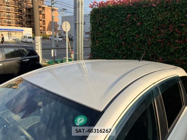 Nissan NOTE 2015-06 7222990-3