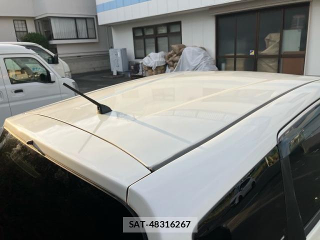 Nissan NOTE 2015-06 7222990-5