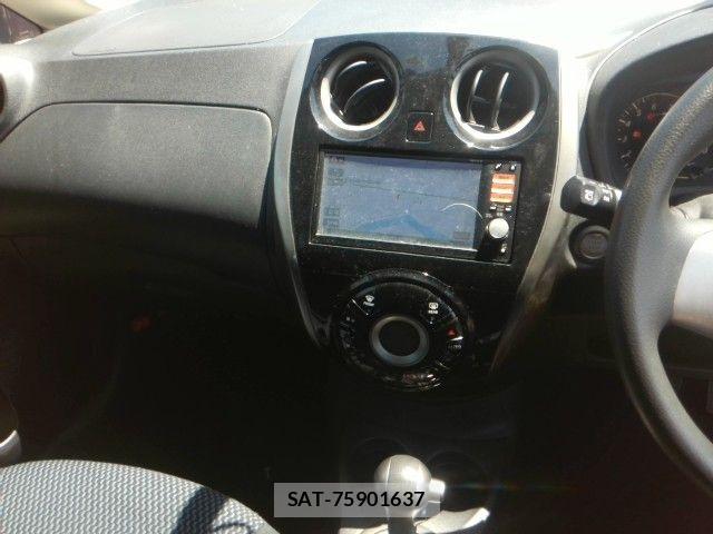 Nissan NOTE 2013-05 7216963-5