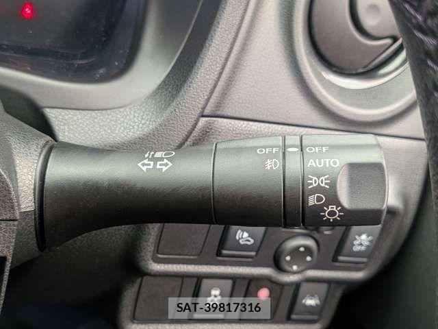 Nissan NOTE 2019-03 7223034-14