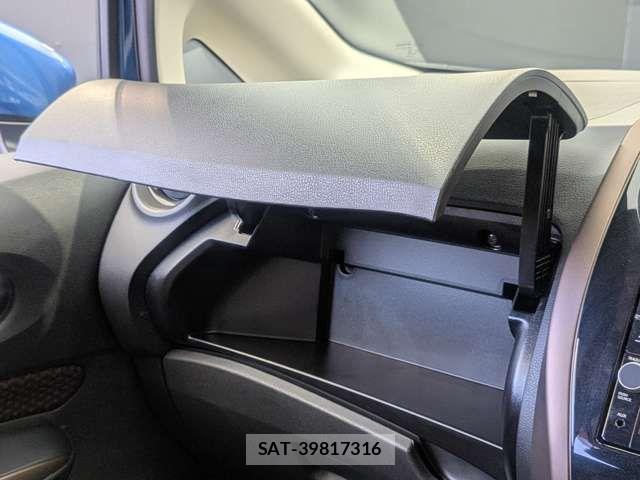 Nissan NOTE 2019-03 7223034-15