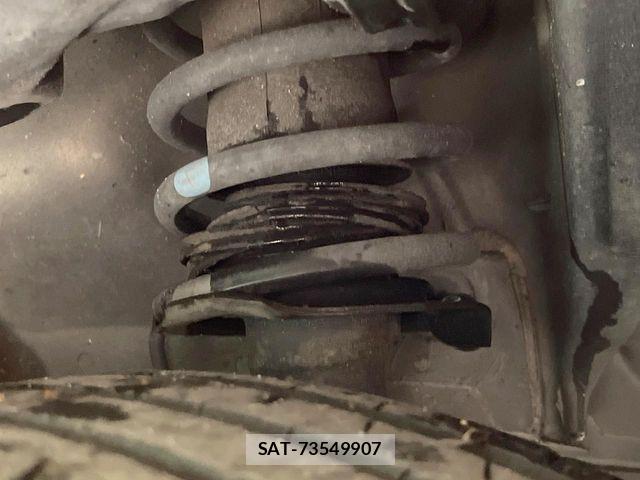 Nissan NOTE 2017-11 7223012-19