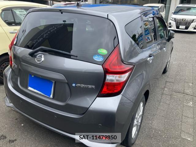 Nissan NOTE 2019-11 7217889-2