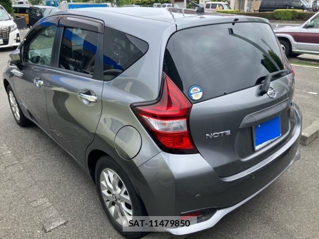 Nissan NOTE 2019-11 7217889-3