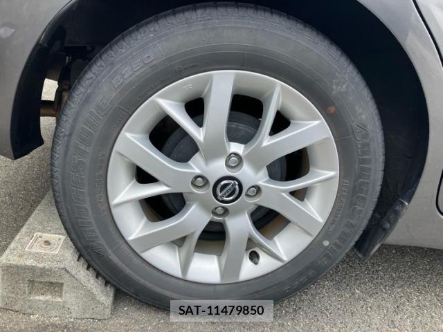 Nissan NOTE 2019-11 7217889-4