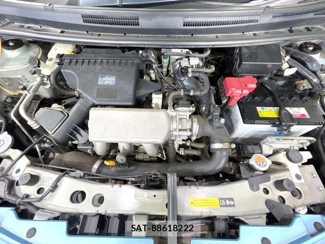 Nissan NOTE 2012-10 7222953-17