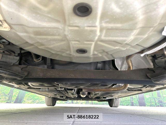 Nissan NOTE 2012-10 7222953-18
