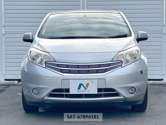 Nissan NOTE 2013-10 7222973-12