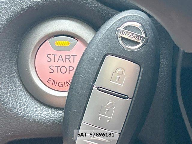 Nissan NOTE 2013-10 7222973-5