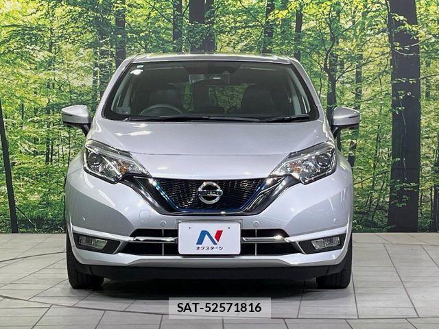 Nissan NOTE 2017-04 7215532-15