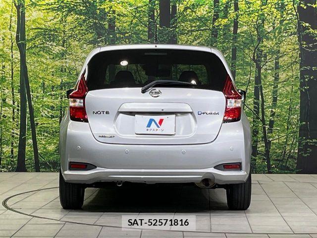 Nissan NOTE 2017-04 7215532-16