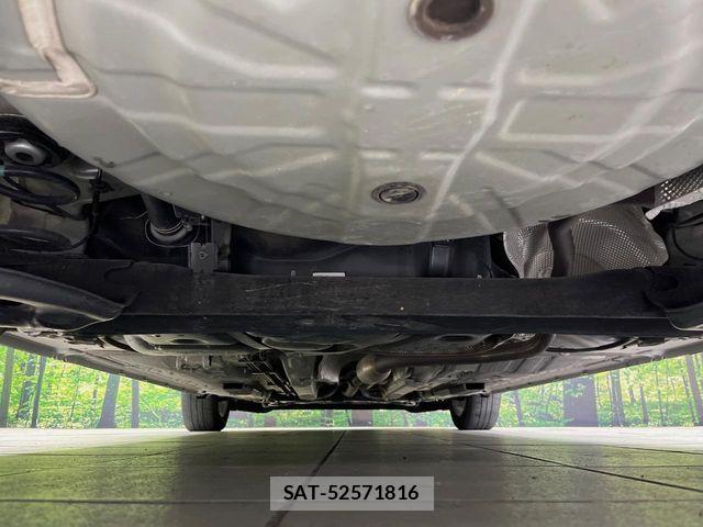 Nissan NOTE 2017-04 7215532-18