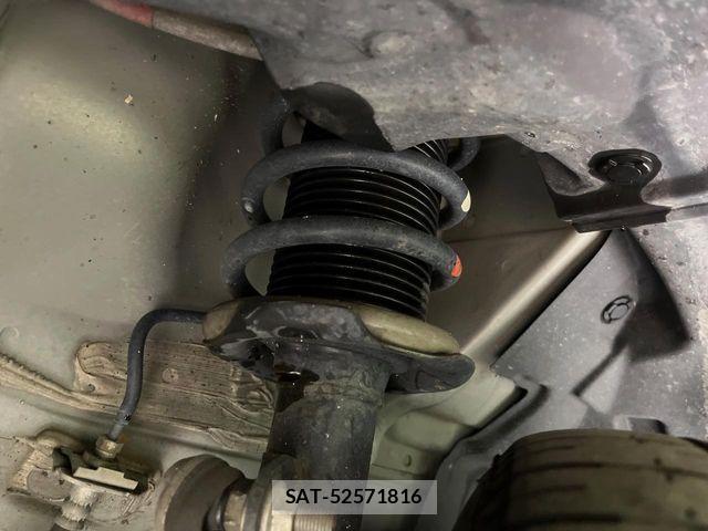 Nissan NOTE 2017-04 7215532-19