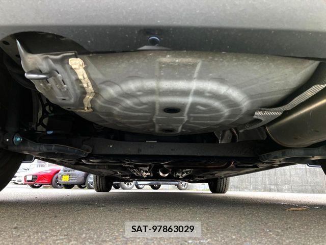 Nissan NOTE 2015-07 7222987-18