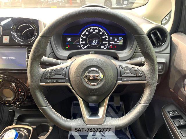 Nissan NOTE 2019-05 7223033-10