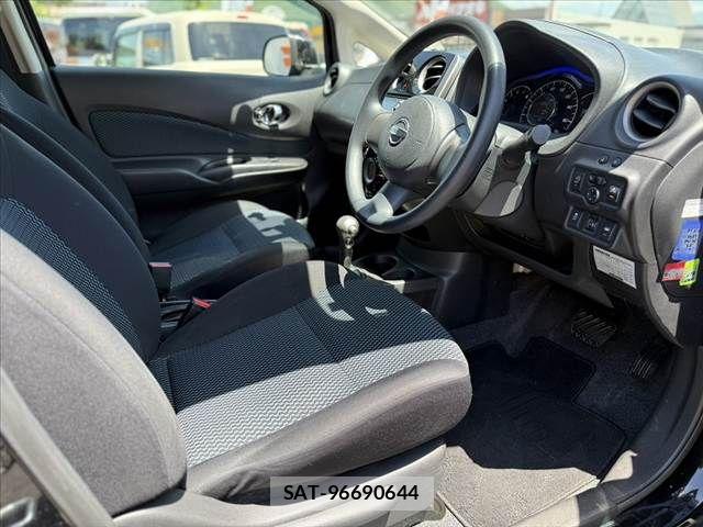 Nissan NOTE 2014-02 7222978-15