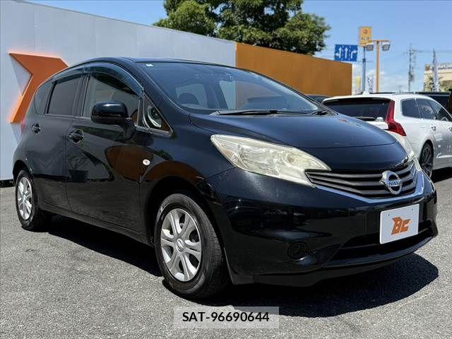 Nissan NOTE 2014-02 7222978-7