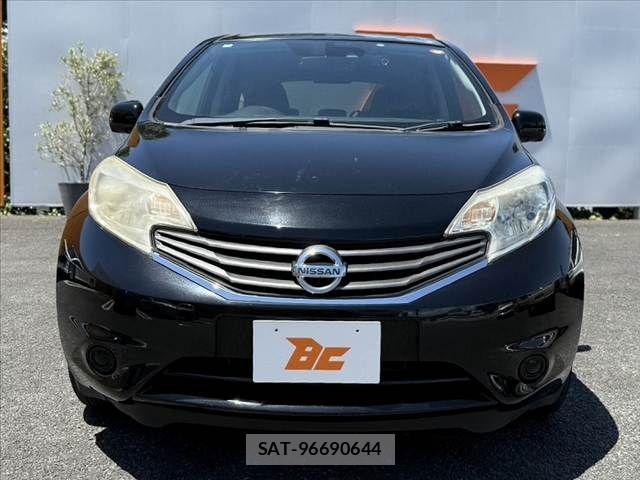Nissan NOTE 2014-02 7222978-8