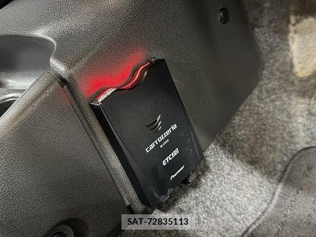 Nissan NOTE 2017-02 7223003-10