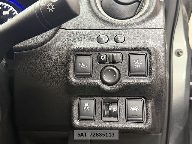 Nissan NOTE 2017-02 7223003-14