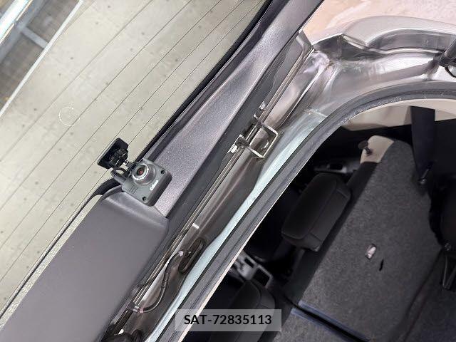Nissan NOTE 2017-02 7223003-18