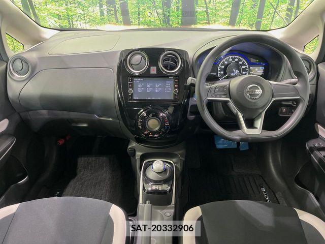 Nissan NOTE 2017-09 7223009-1