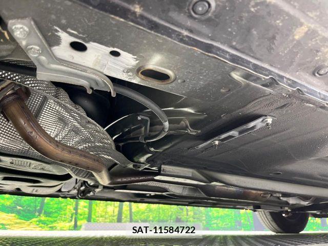 Nissan NOTE 2019-09 7223038-17