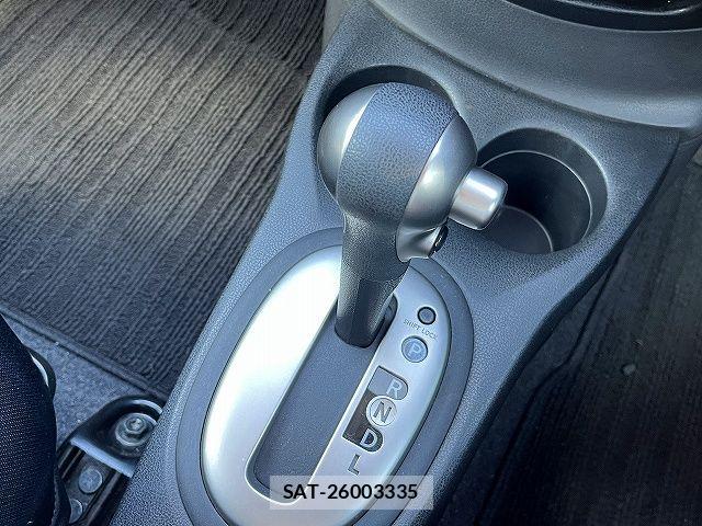 Nissan NOTE 2015-05 7222989-19