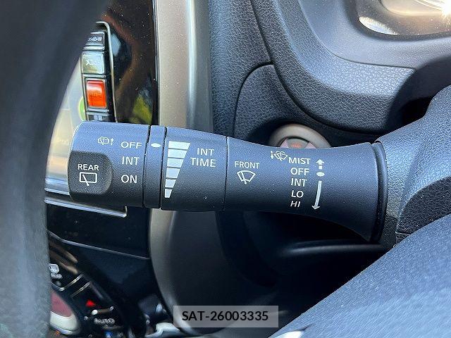 Nissan NOTE 2015-05 7222989-22