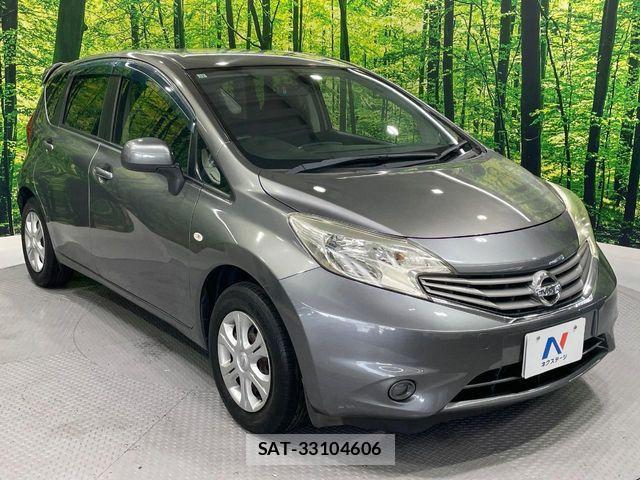 Nissan NOTE 2013-12 7215462-16