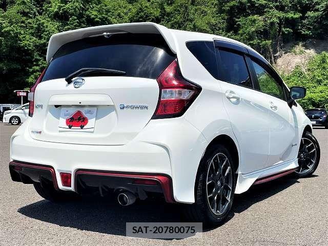 Nissan NOTE 2017-04 7222999-2