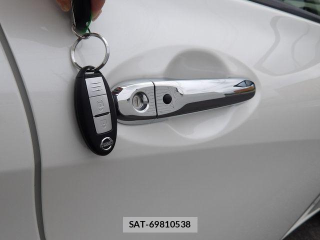 Nissan NOTE 2020-05 7223046-7