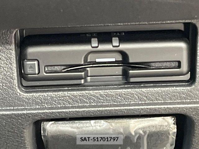 Nissan NOTE 2023-08 7223110-5