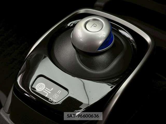 Nissan NOTE 2020-02 7223043-9