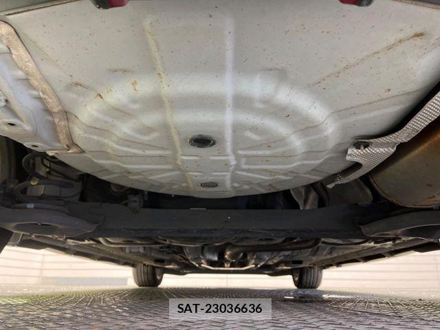 Nissan NOTE 2017-05 7223004-18