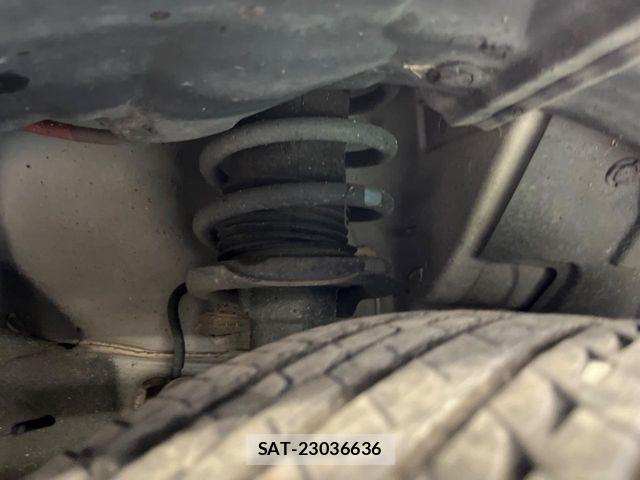 Nissan NOTE 2017-05 7223004-19