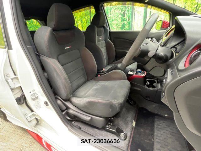 Nissan NOTE 2017-05 7223004-8