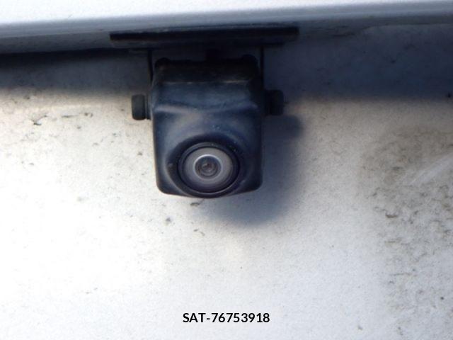 Nissan NOTE 2019-03 7223032-12