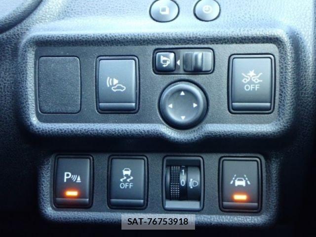 Nissan NOTE 2019-03 7223032-25