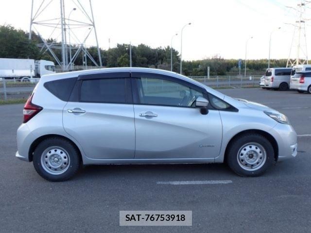 Nissan NOTE 2019-03 7223032-6