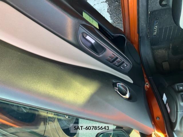 Nissan NOTE 2018-10 7223030-9