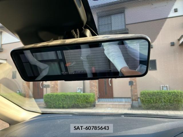 Nissan NOTE 2018-10 7223030-14