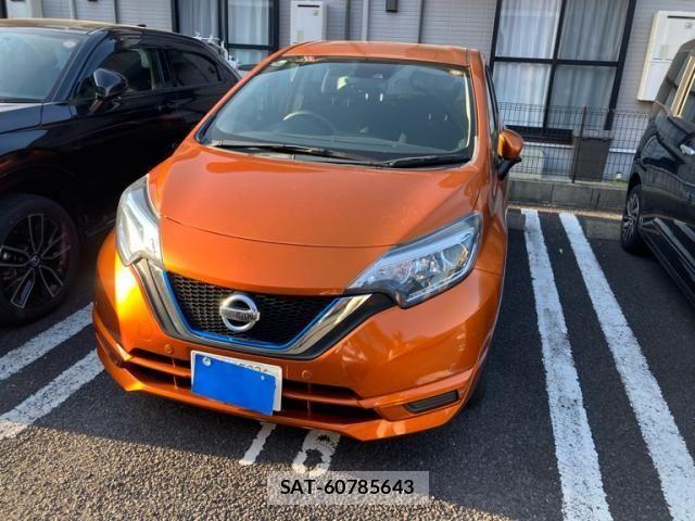 Nissan NOTE 2018-10 7223030-0