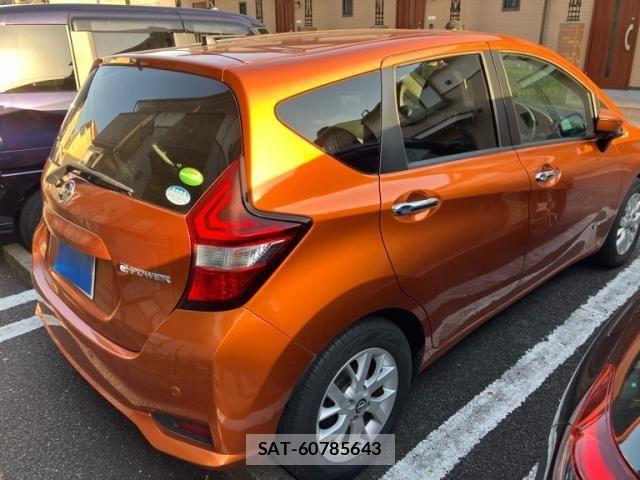 Nissan NOTE 2018-10 7223030-2