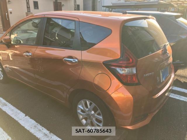 Nissan NOTE 2018-10 7223030-3