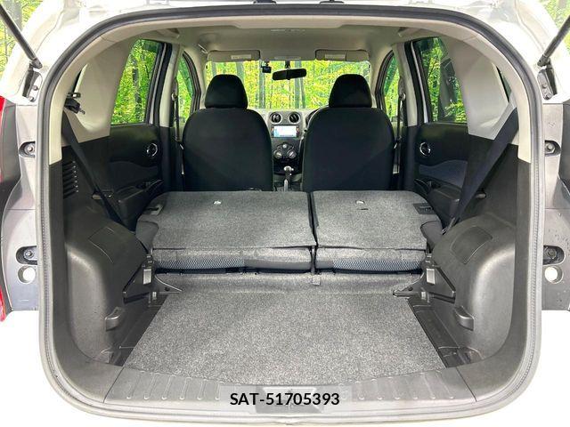Nissan NOTE 2013-07 7216490-9